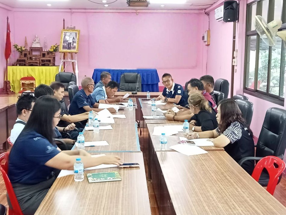 นายก อบต. ประชุมคณะอนุกรรมการฯ ขับเคลื่อน #โครงการขอใช้และขอถอนสภาพที่ดินทำเลเลี้ยงสัตว์ "โคกหนองยาว"